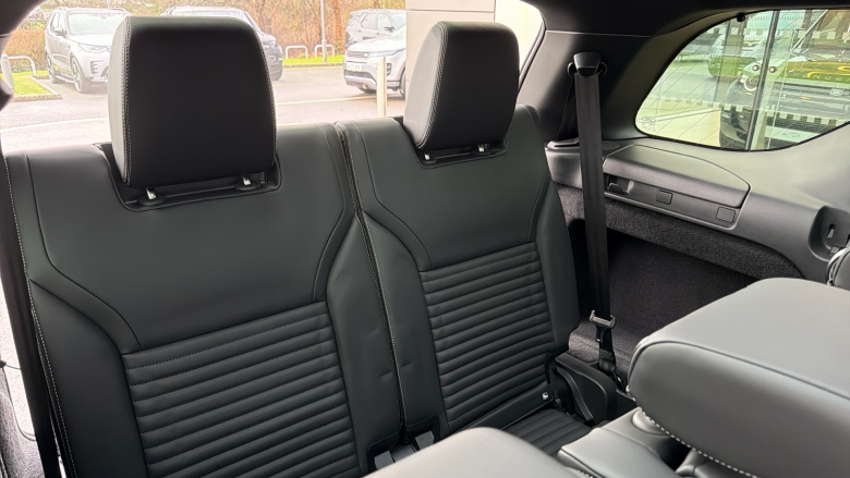 Land Rover Discovery 3.0 D350 Dynamic HSE 5dr Auto Diesel Station Wagon